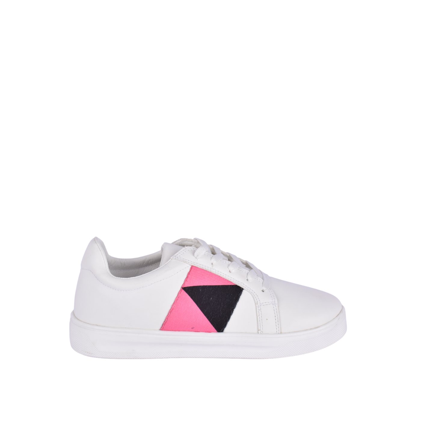 Fashionable Sneaker with Trims