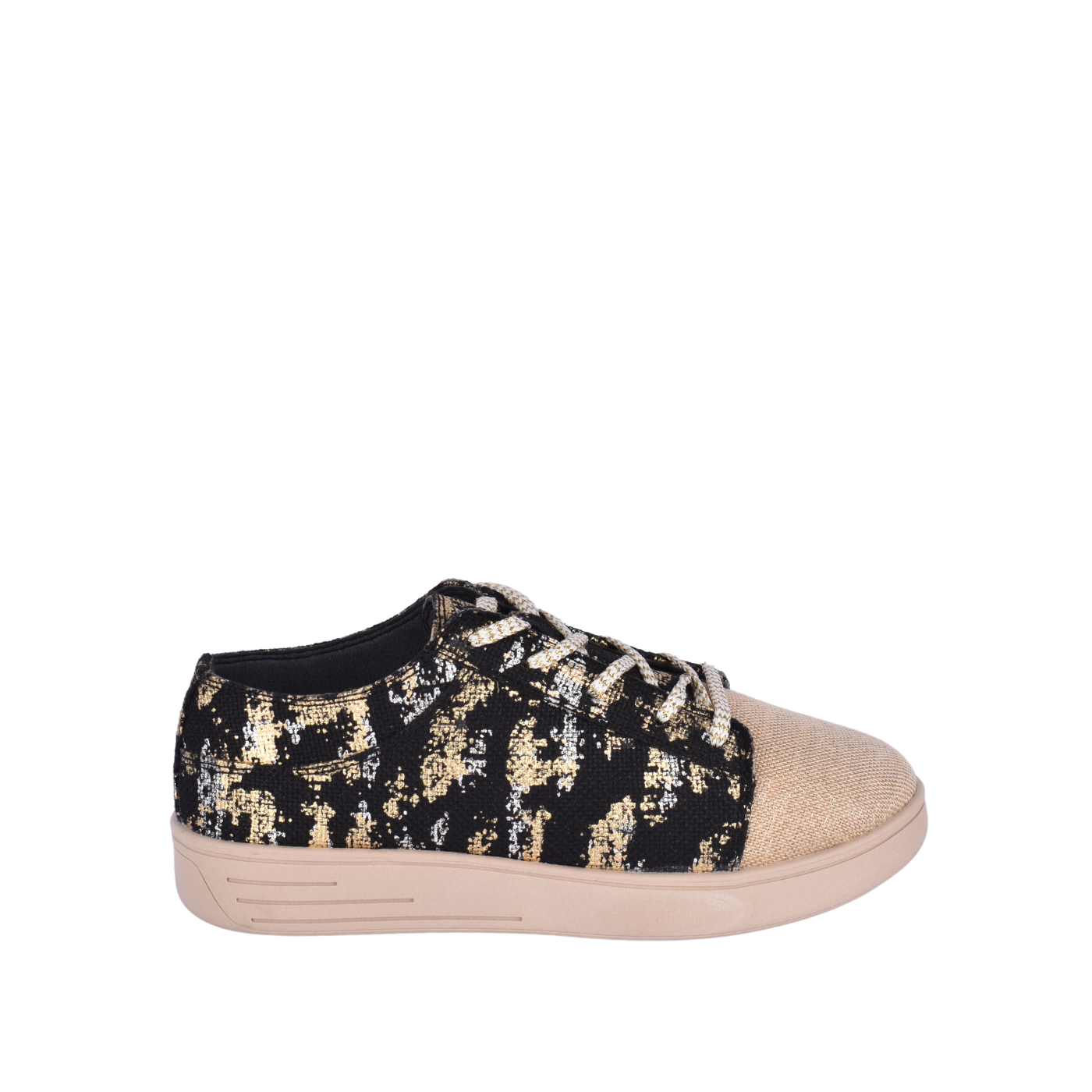 Fashionable Sneaker with Trims