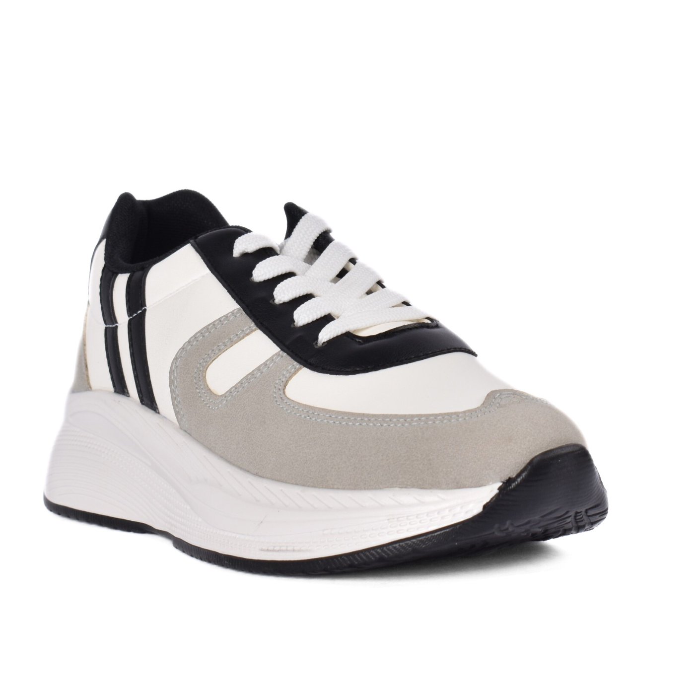 Lightweight  sneakers With Detials