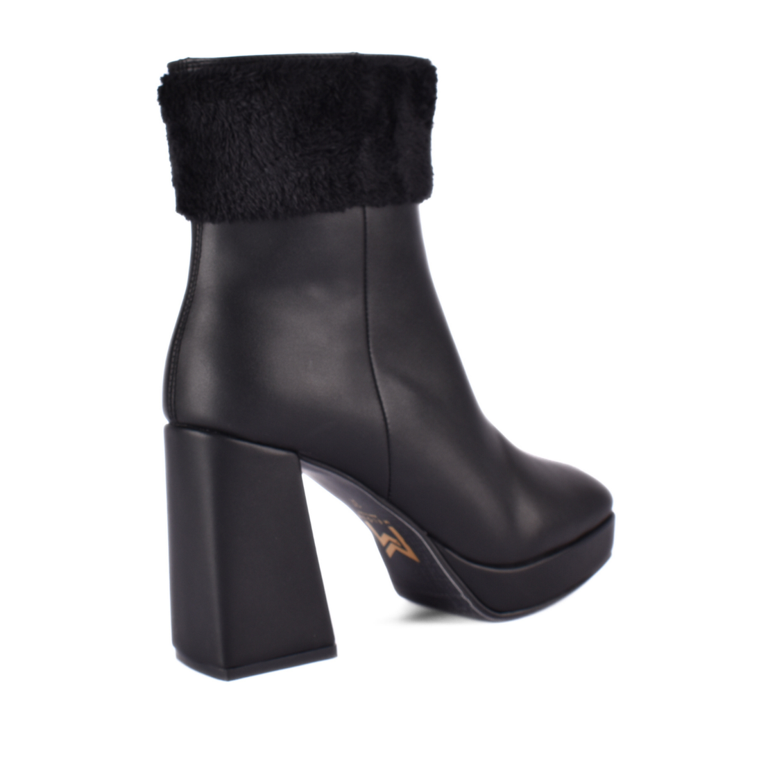 Simple Flat Leather Ankle Boot With Buckle