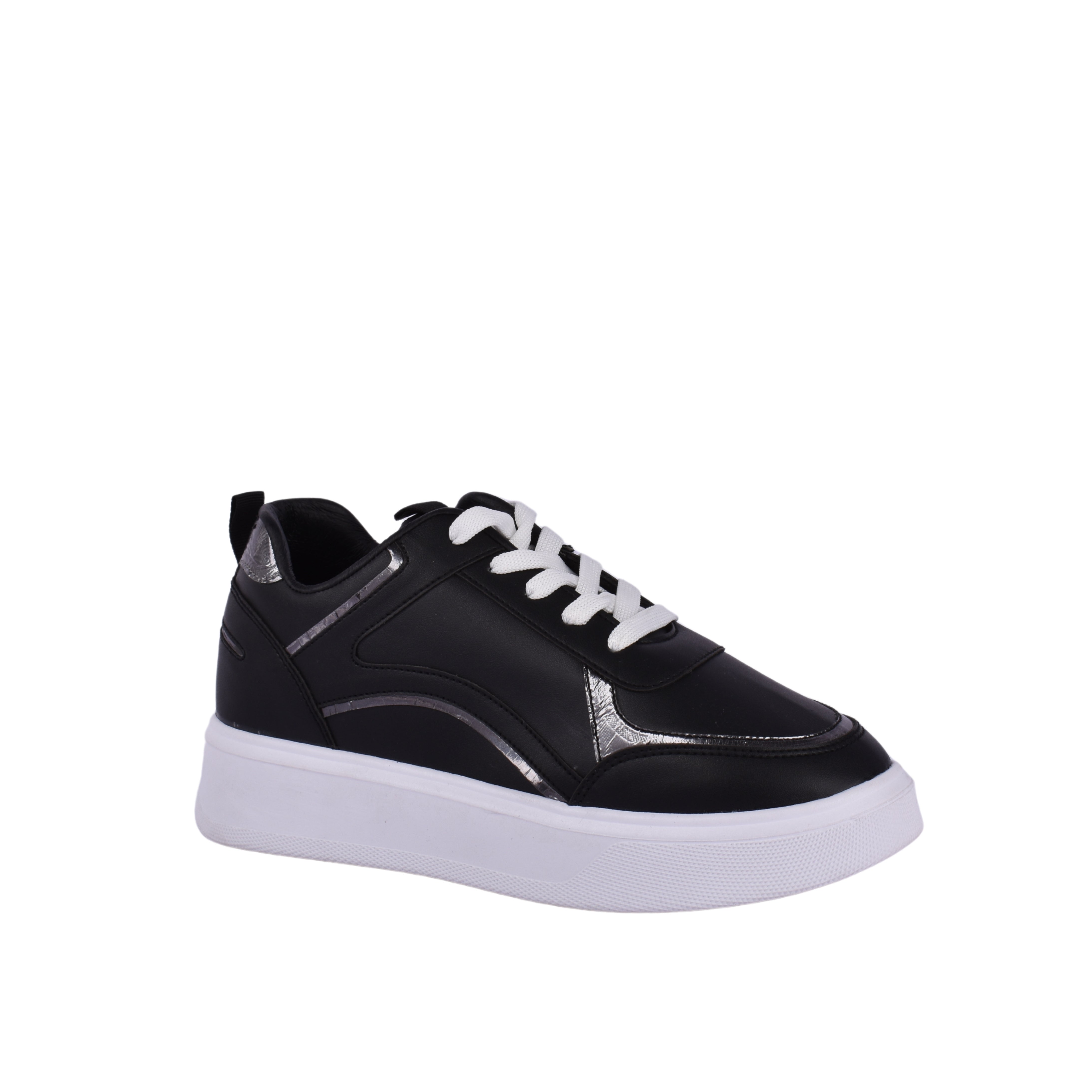 Fashionable Sneaker With Trims Melouk