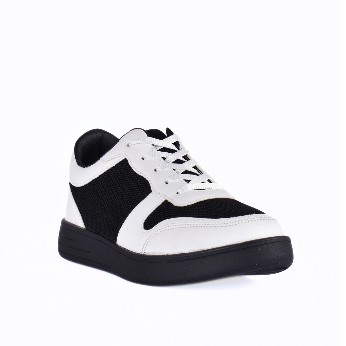 Round Toecap Sneakers