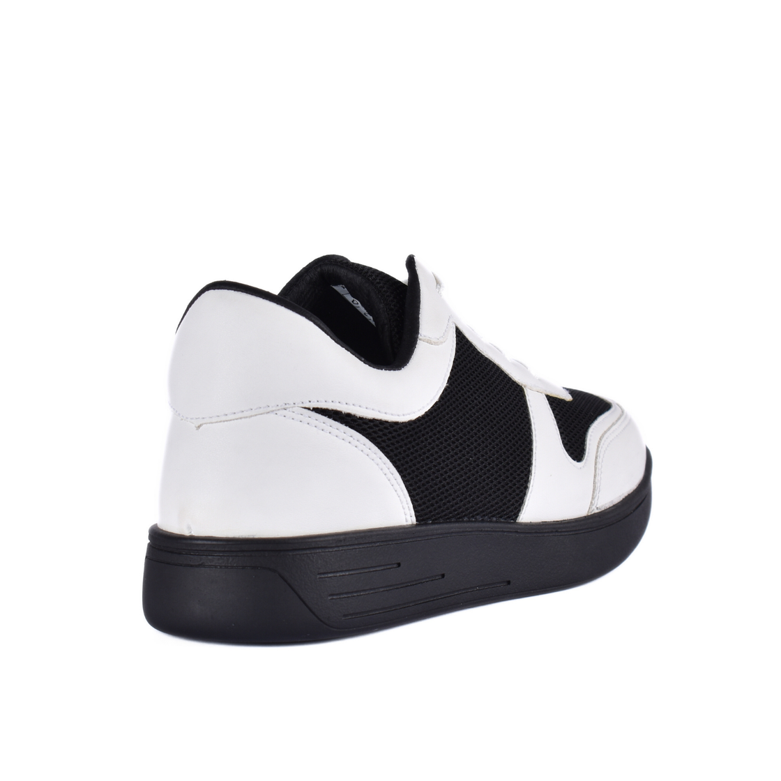 Round Toecap Sneakers