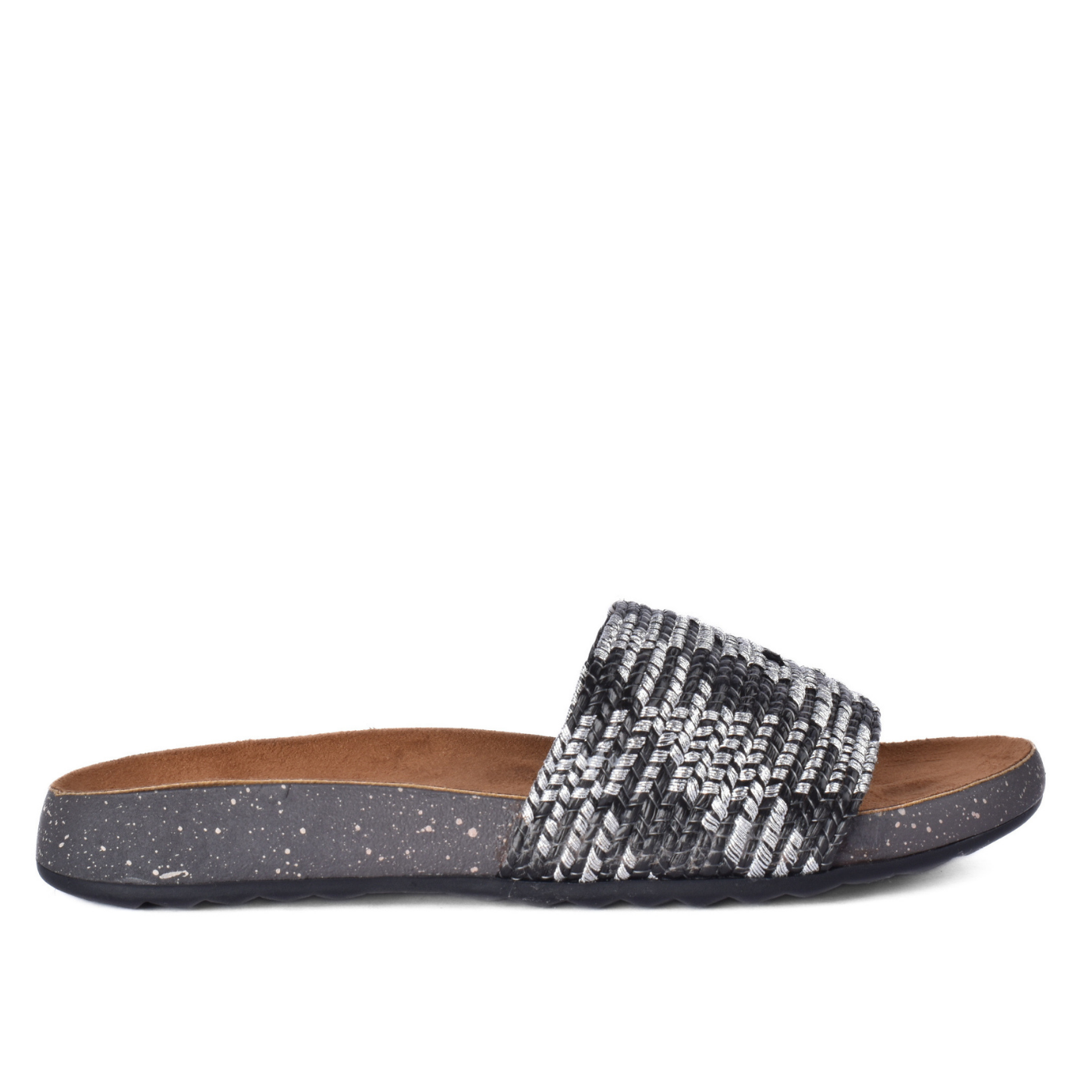 Stylish casual slippers