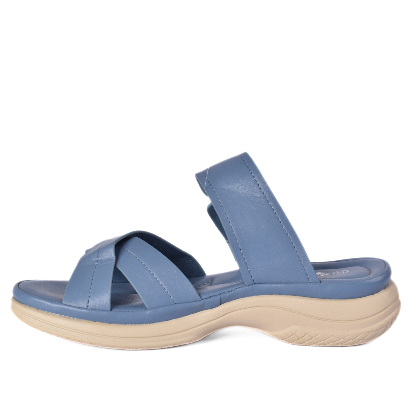 Stylish Outdoor Slippers That Combine Comfort