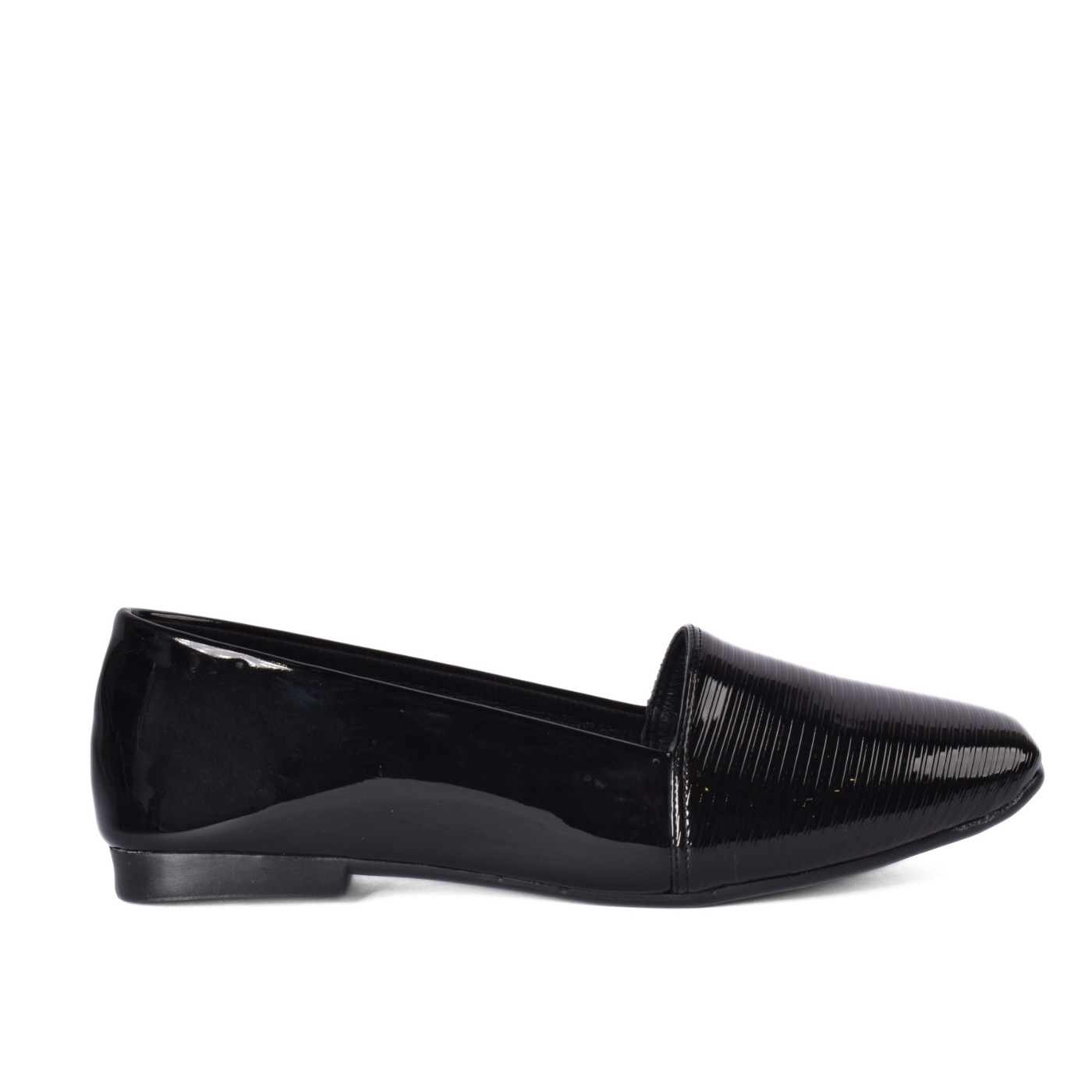 Textured Flat Shoes Simple Front Design