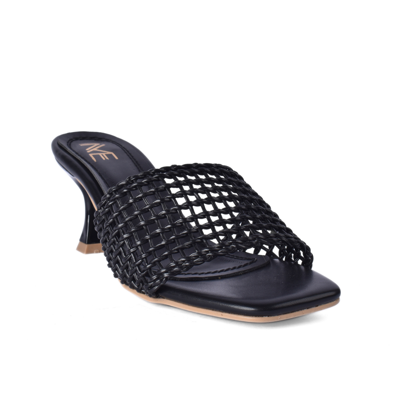 Heeled slippers, combining elegance and comfort Black