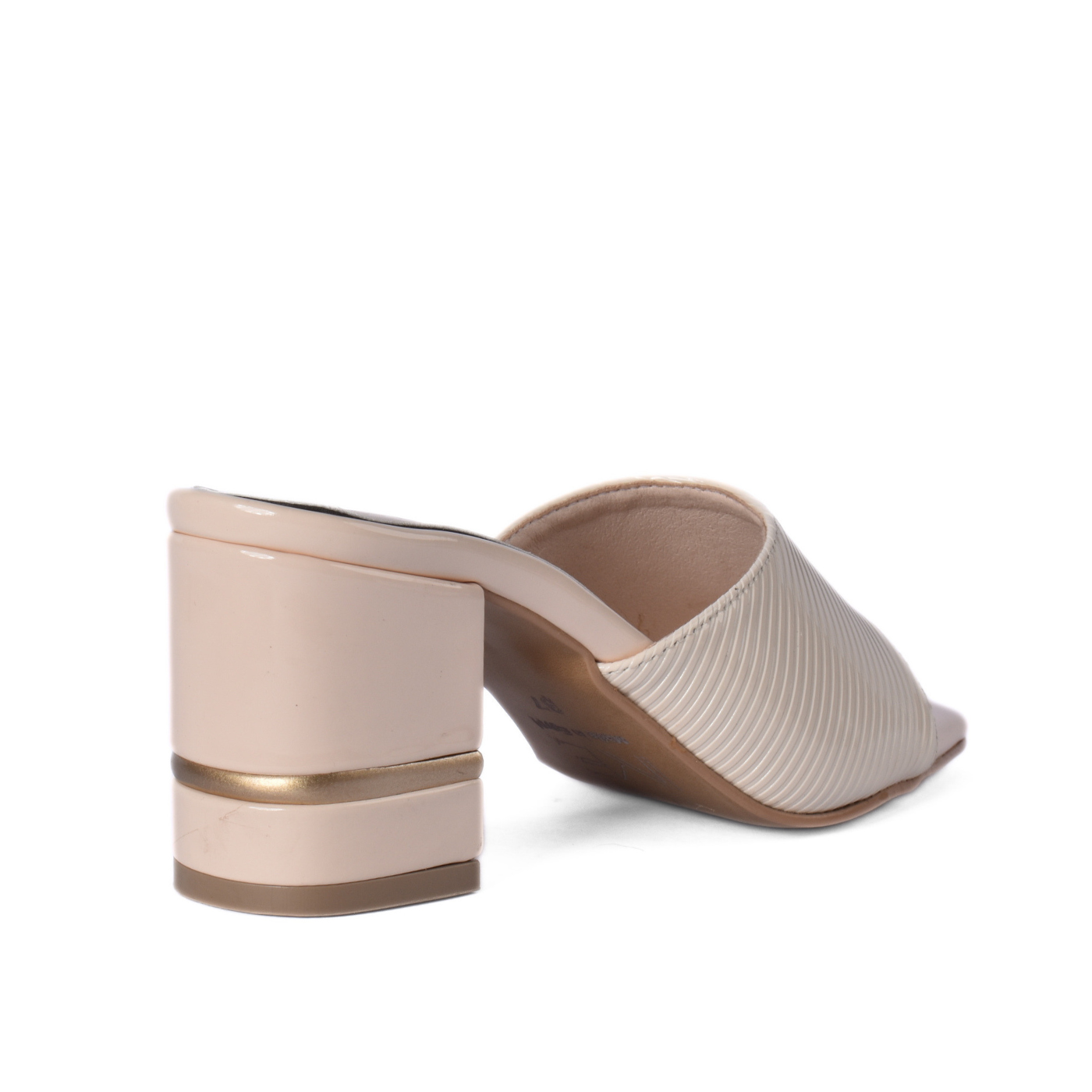 Everyday Women Slipper with Low Heel Design