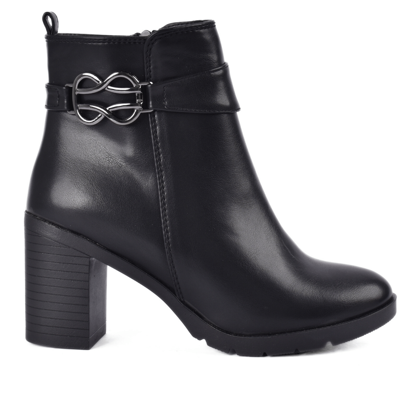 Chic Heeled Boots with Simple Strap Buckle
