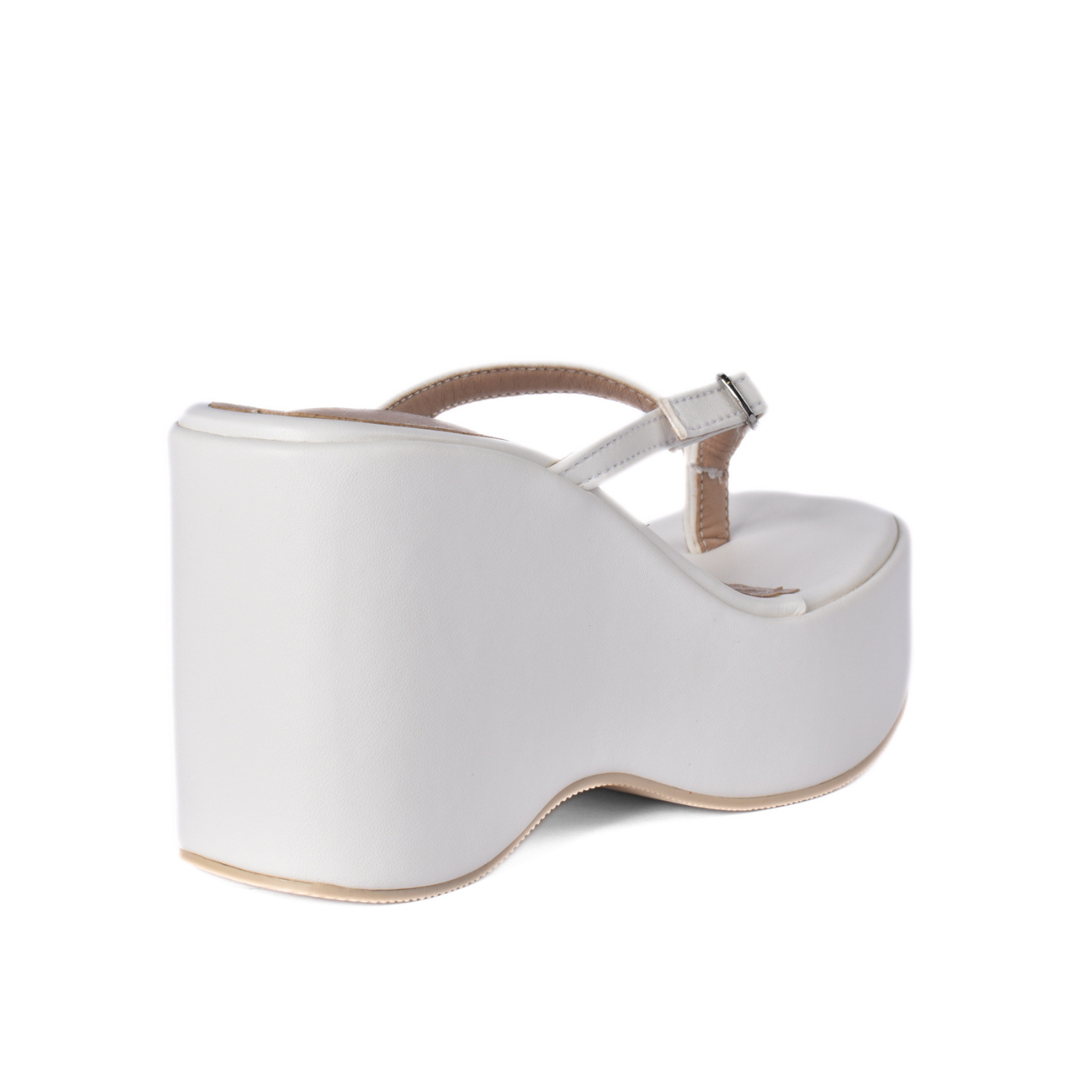 Slipper Buckle Strap Design