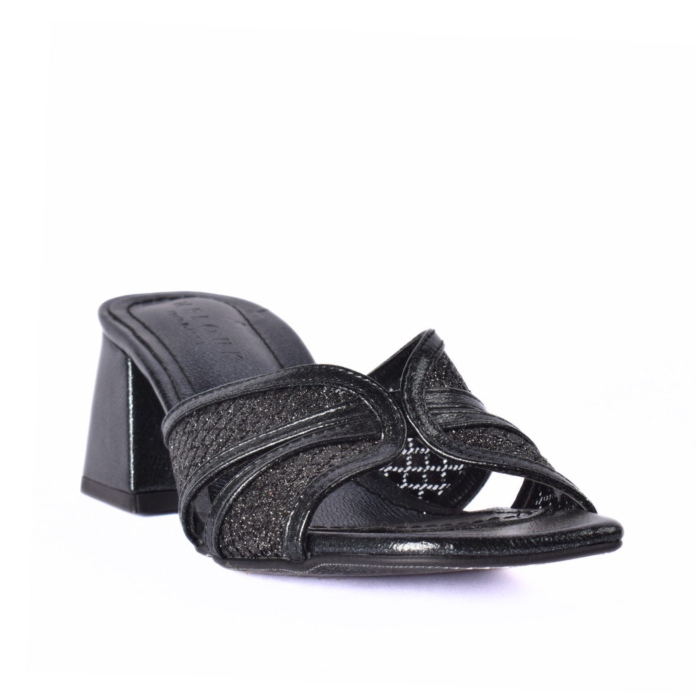 Women's slippers with a modern heel