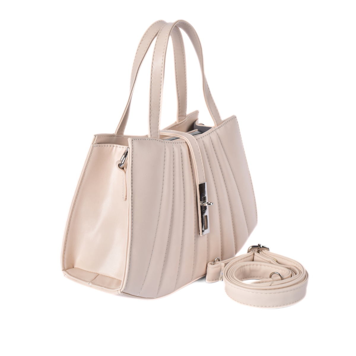 Chic Handbag with Modern Look