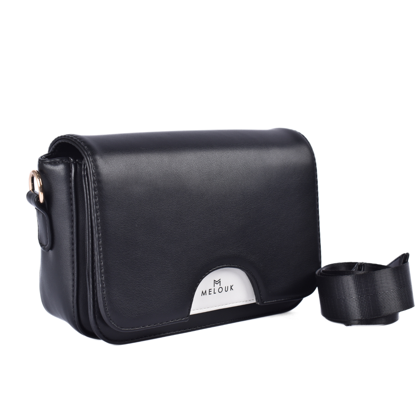 Minimal Leather Crossbody Bag with Elegant Details