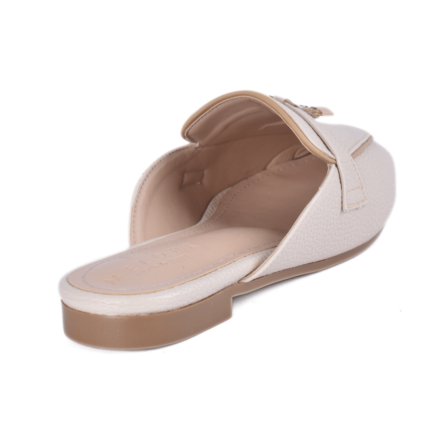 Flat soap with details