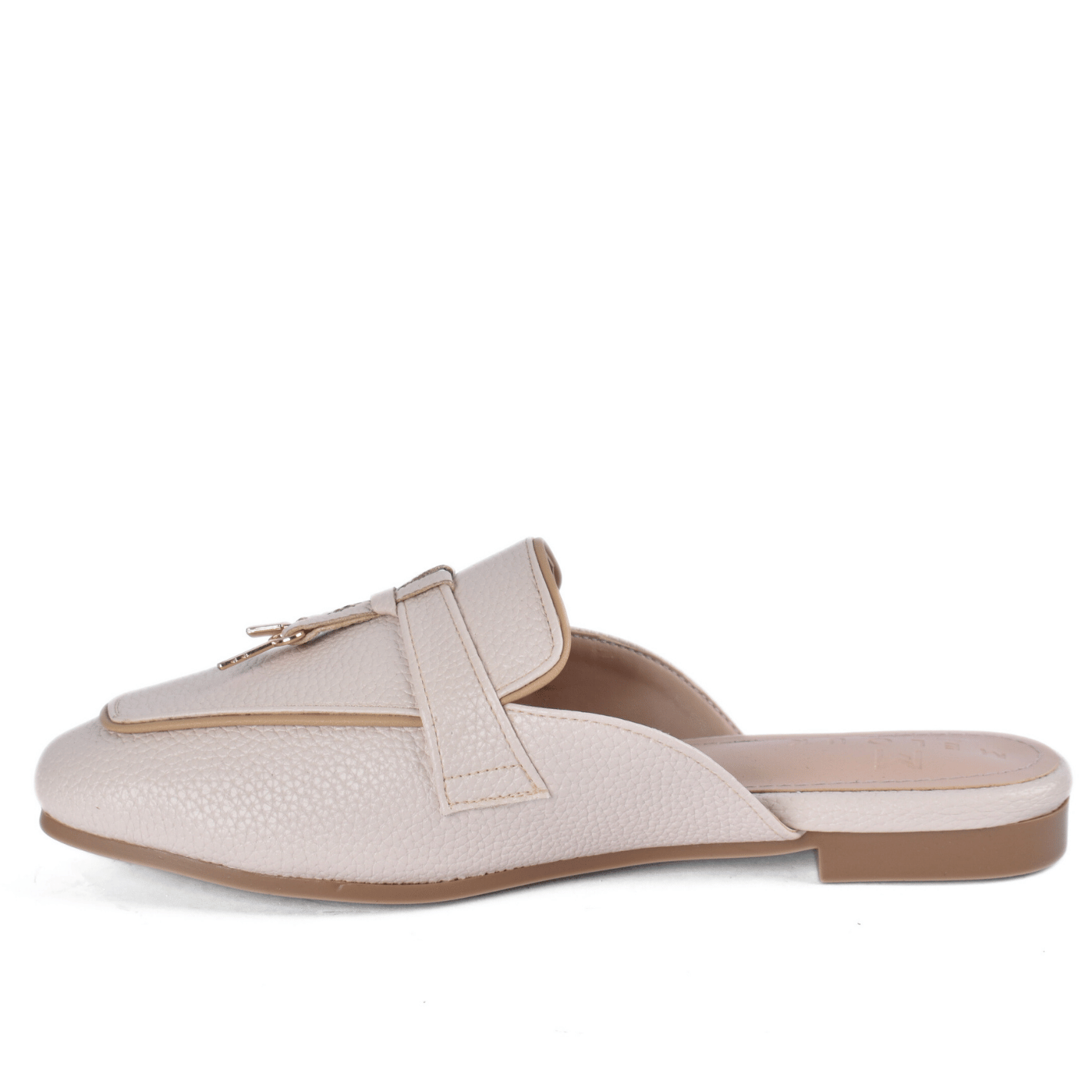 Flat soap with details