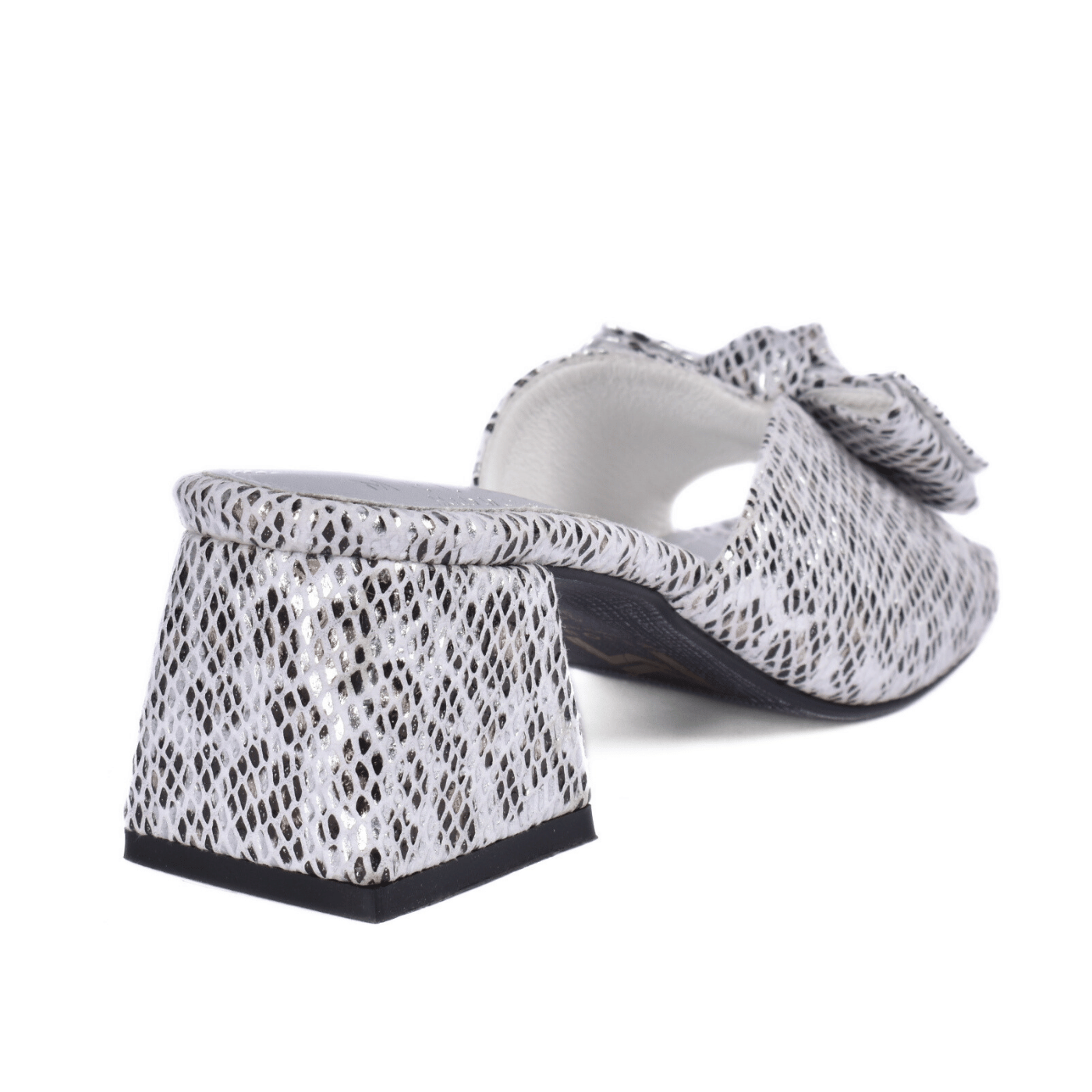 Square Toe Slipper with Decorative Bow Melouk