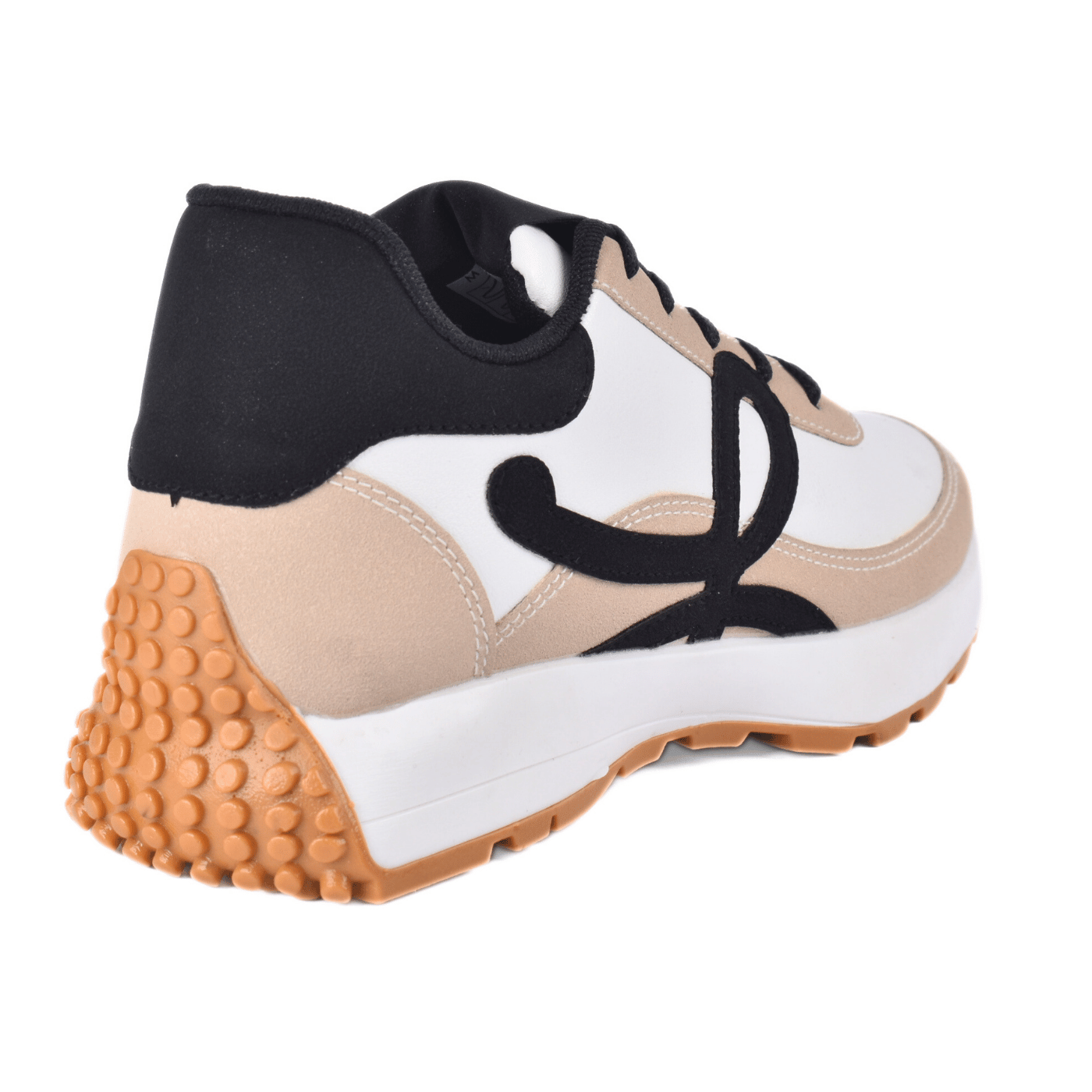 Fashionable Sneaker With Trims