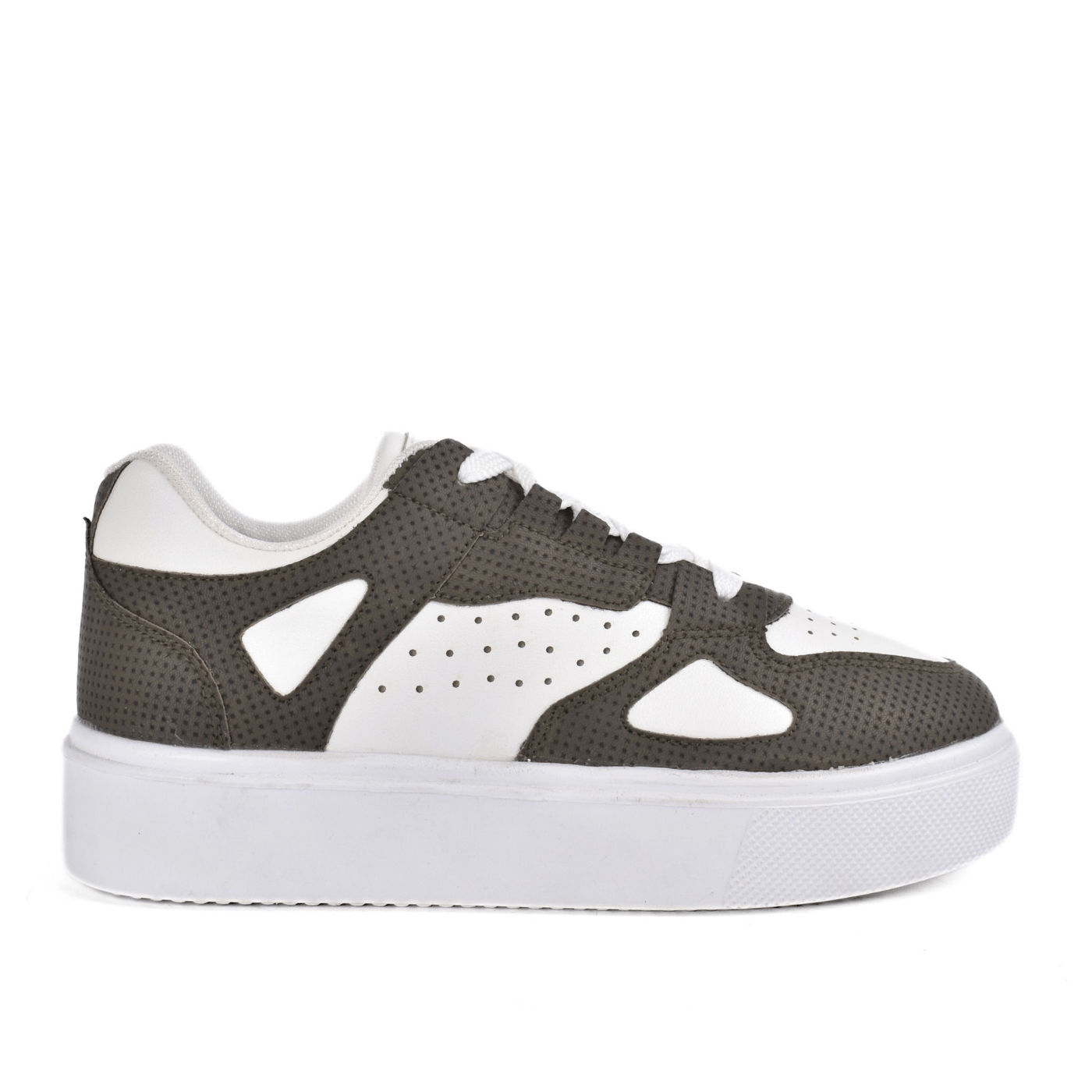 Casual Sneakers with details