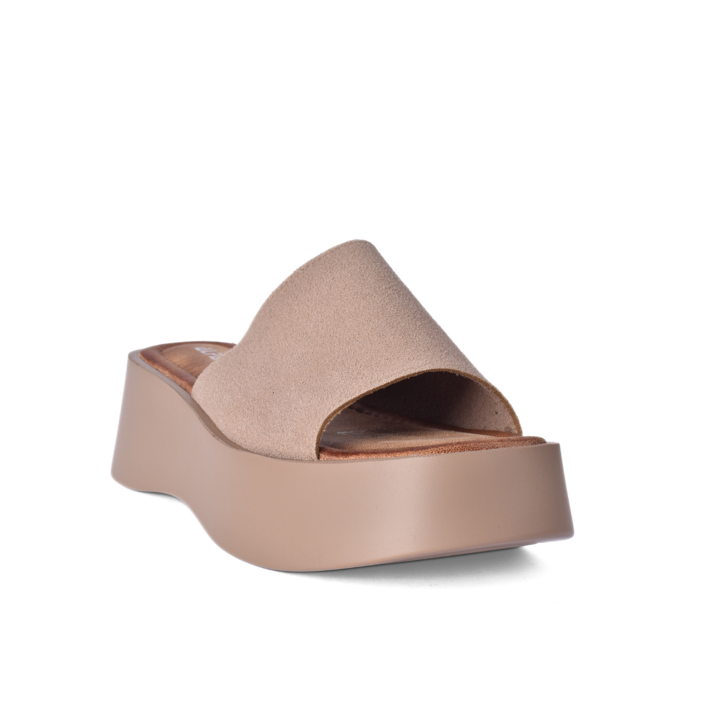 Stylish and easy-to-wear slippers Beige
